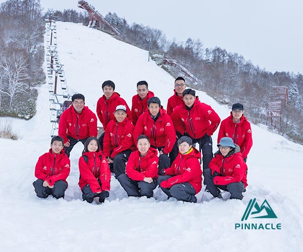 Pinnacle snow sports ski 一對一私教滑雪課程單板滑雪示範