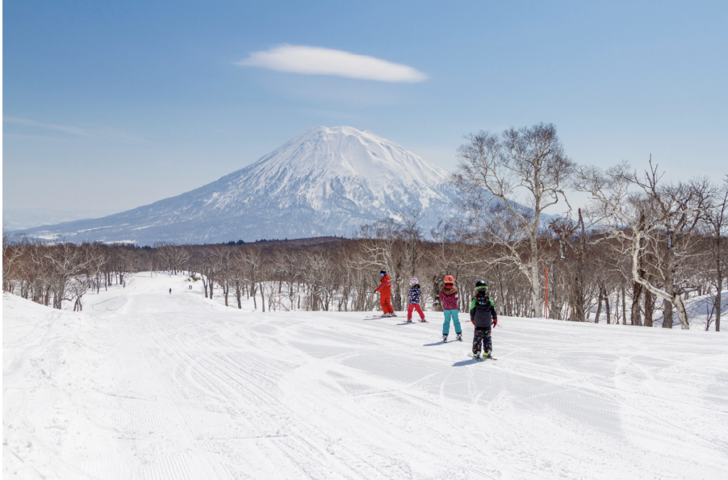 北海道滑雪不踩坑！五大滑雪度假村攻略及必去活動整理（圖源／Niseko United粉專）